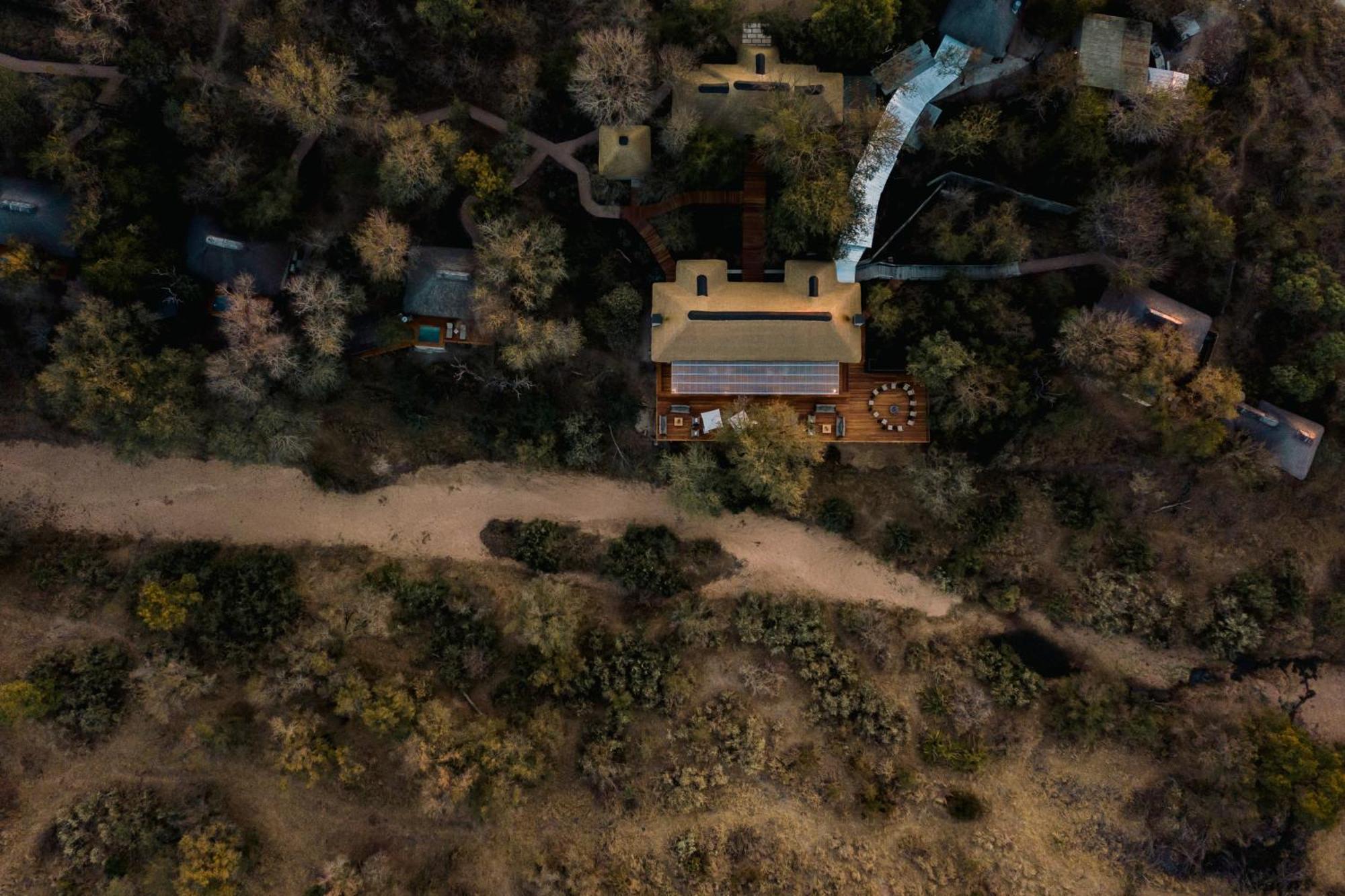 Thornybush Simbambili Lodge Sabi Sand Game Reserve Exterior photo